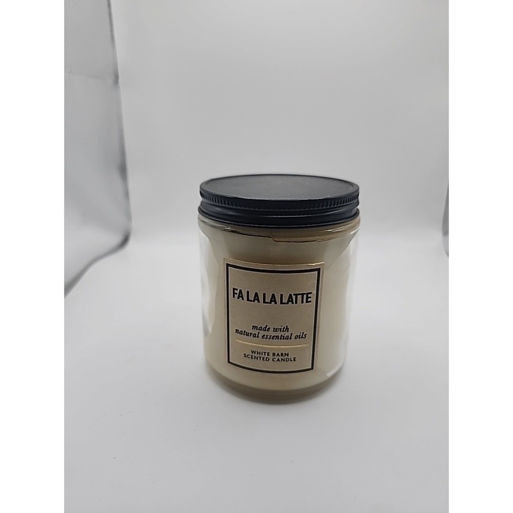 White Barn Single 1-Wick Scented Candle 7 oz - FA LA LA LATTE